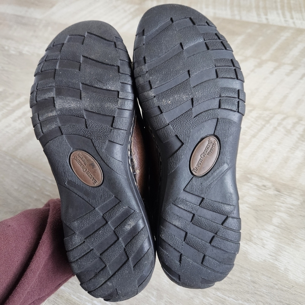 Earth Origins Leather Loafers - Picture 15 of 16